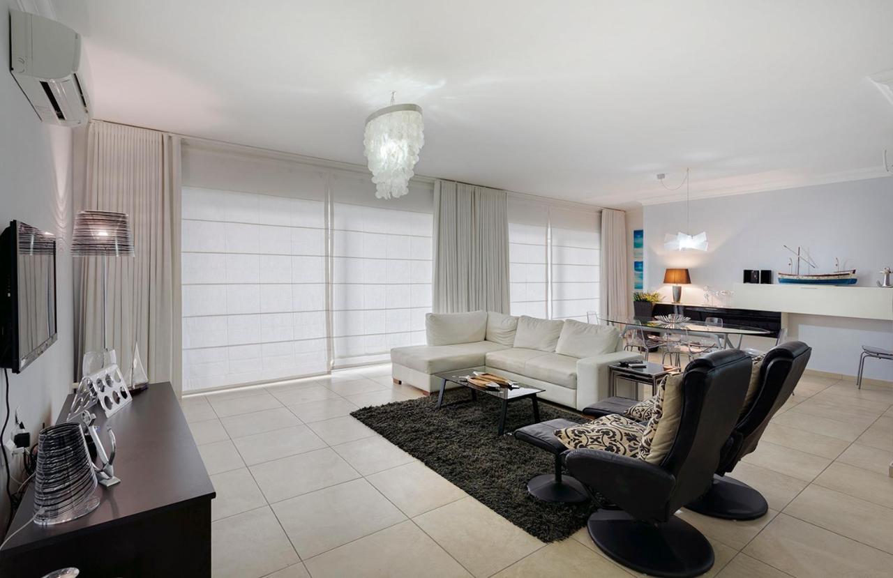 Luxury Apt With Side Seaviews And Pool, Best Location สลีมา ภายนอก รูปภาพ