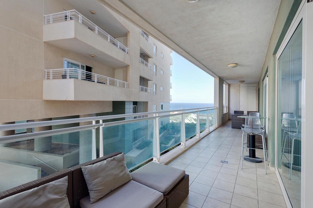 Luxury Apt With Side Seaviews And Pool, Best Location สลีมา ภายนอก รูปภาพ